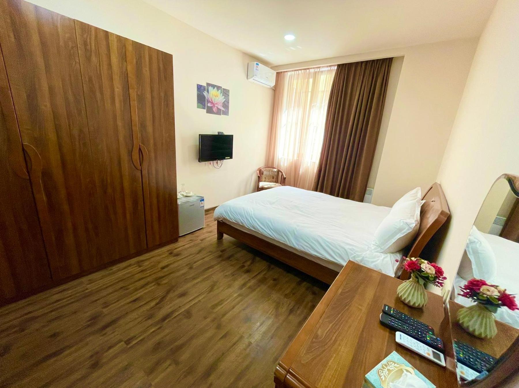 Yars Apartments Yerevan Exterior photo