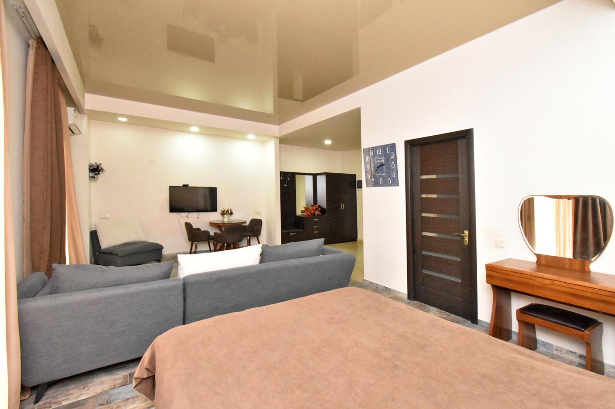 Yars Apartments Yerevan Exterior photo